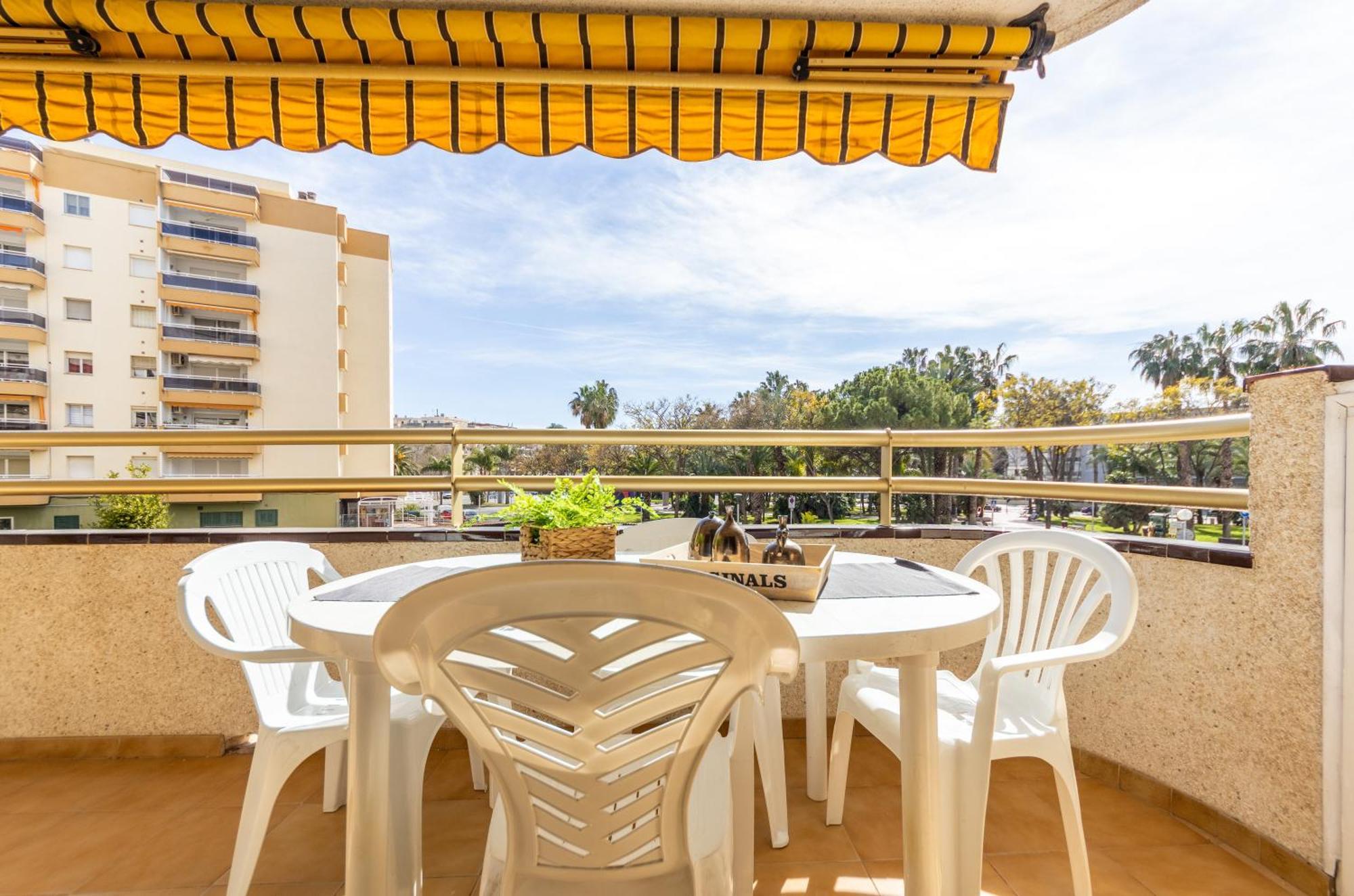 Apartamentos Cordoba Arysal Salou Ngoại thất bức ảnh