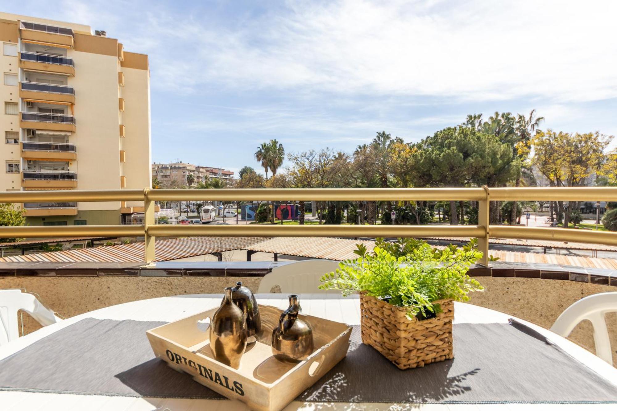 Apartamentos Cordoba Arysal Salou Ngoại thất bức ảnh